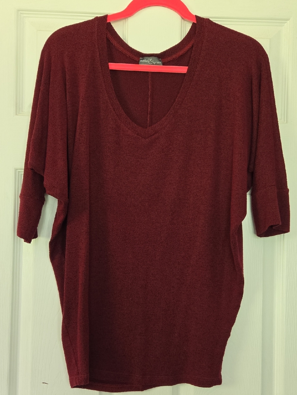 Market & Spruce Relaxed V-Neck Top in Deep Wine